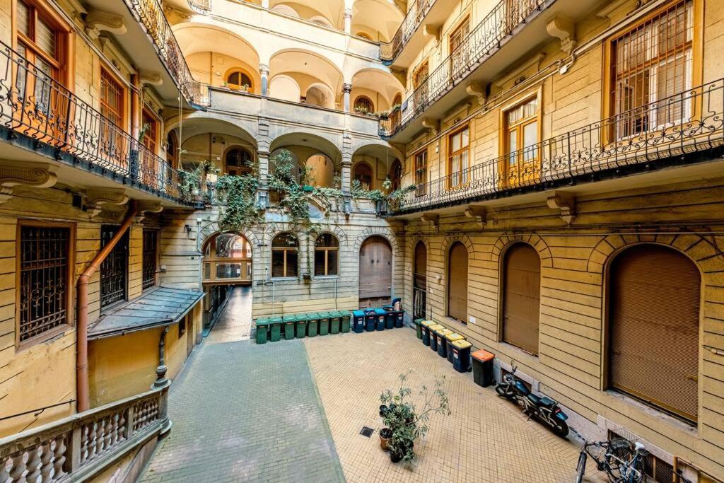 Astoria Apartment Budapest Ngoại thất bức ảnh